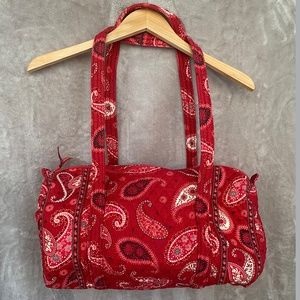 🎉Vera Bradley Quilted Paisley Travel Duffel Bag🎉, Retired Mesa Red Paisl…